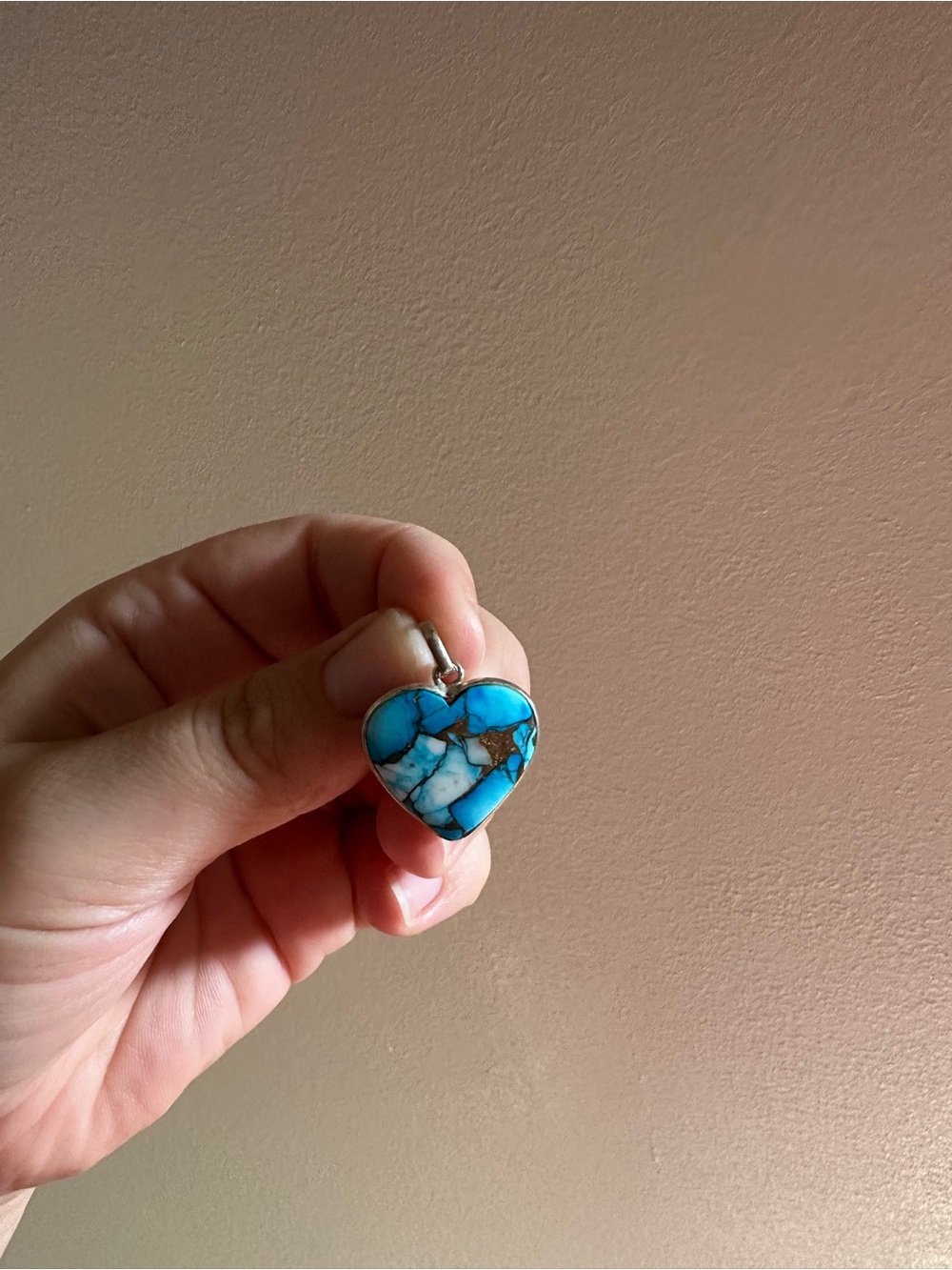 Heart-Shaped Blue Dahlia Turquoise Pendant Necklace
